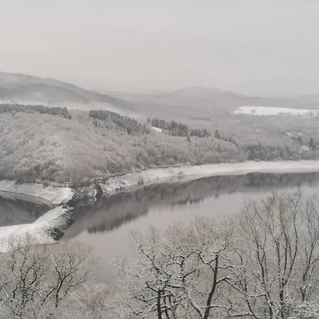 Schloss-see-bergblick * Waldeck (Hessen)