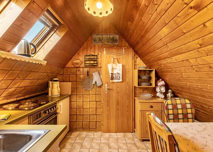 Schloss-see-bergblick