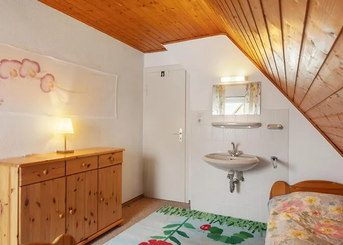 Schloss-see-bergblick